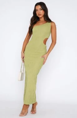 Front Page -White Fox Sales 18.05.2329409