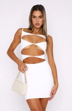 Eyes On Me Mini Dress White 10 Eyes On Me Mini Dress White -White Fox Sales 25.10.2212641
