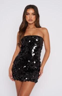 Front Page -White Fox Sales 28.11.220207