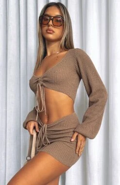 Undiscovered Mini Skirt Chocolate -White Fox Sales ALWAYS DAYDREAMING CROP UNDISCOVERED MINI SKIRT 25.08.21 014