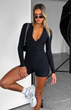 Free Your Mind Long Sleeve Ribbed Playsuit Black 13 Free Your Mind Long Sleeve Ribbed Playsuit Black -White Fox Sales IMG 1025
