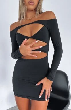 With You Long Sleeve Mini Dress Black 12 With You Long Sleeve Mini Dress Black -White Fox Sales WITH YOU LONGSLEEVE MINI DRESS 151122 07